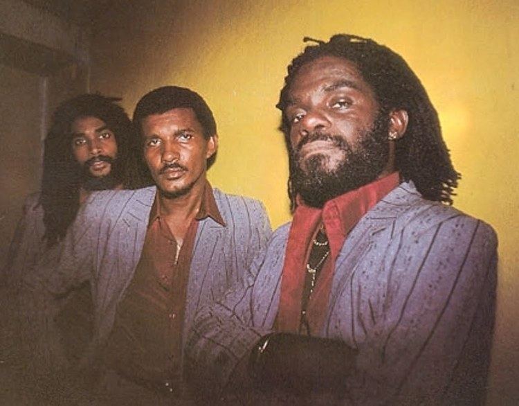 The Tamlins Reggaediscography THE TAMLINS DISCOGRAPHY Reggae Vocal Trio