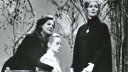 The Three Sisters (1966 film) The Three Sisters 1966 MUBI