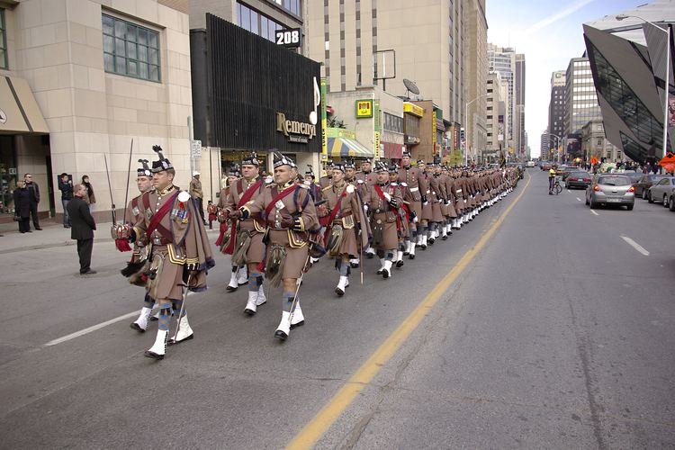 The Toronto Scottish Regiment (Queen Elizabeth The Queen Mother's Own) he enrolled in the Reserve Entry Scheme Officer RESO program with