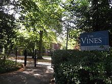 The Vines, Oxford httpsuploadwikimediaorgwikipediacommonsthu