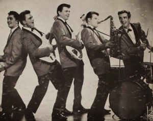 The Viscounts (American band) httpsimgdiscogscomUvOYrvFRqCsQjHmk6asUHPCpf