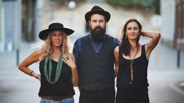 The Waifs The Waifs Feed Music Feeds