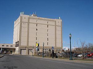 The Warehouse (Syracuse) httpsuploadwikimediaorgwikipediacommonsthu