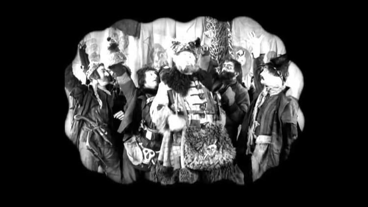 The Wild Cat (1921 film) Die BergkatzeThe Wildcat 1921 Rischkas dream and wedding YouTube