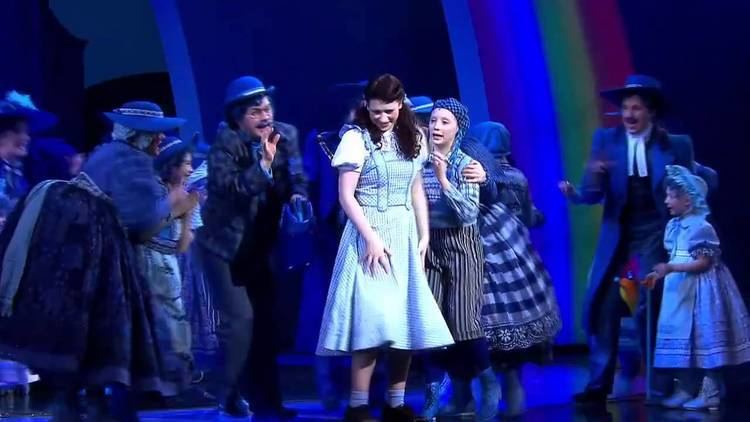 The Wizard of Oz (2011 musical) Wizard of Oz Andrew Lloyd Webber Welcome to Munchkinland YouTube