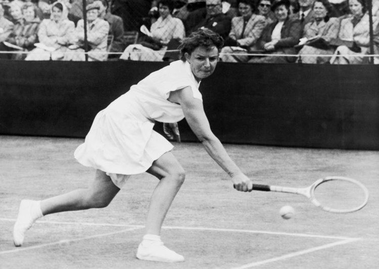 Thelma Coyne Long Thelma Coyne Long Australian Tennis Champion Dies at 96 The New