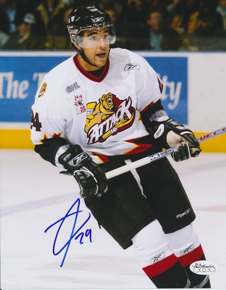 Theo Peckham Peckham Autographed Owen Sound Attack 8x10 Photograph JSA