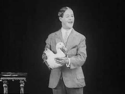 Theodore Case Sound Test: Gus Visser and His Singing Duck httpsiytimgcomviLwQ6vnYPMshqdefaultjpg