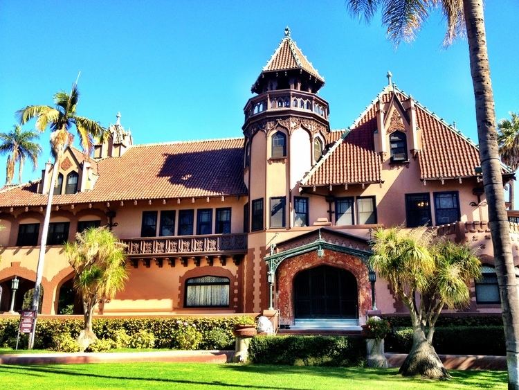 Theodore Eisen Doheny Mansion 1899 Built by Theodore Eisen and Sumner Hunt in