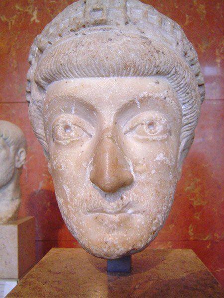 Theodosius II d6f9ed43b6jpg