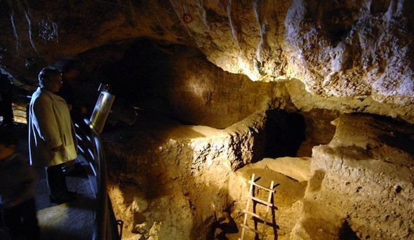 Theopetra cave Prehistoric Theopetra Cave Now Open to the Public GreekReportercom