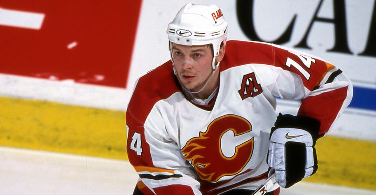 89 Champs: Where Are They Now: Theo Fleury - Matchsticks and Gasoline