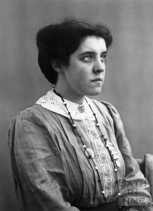 Theresa Garnett Suffragette Theresa Garnett 1909 by 17622 at Bath in Time