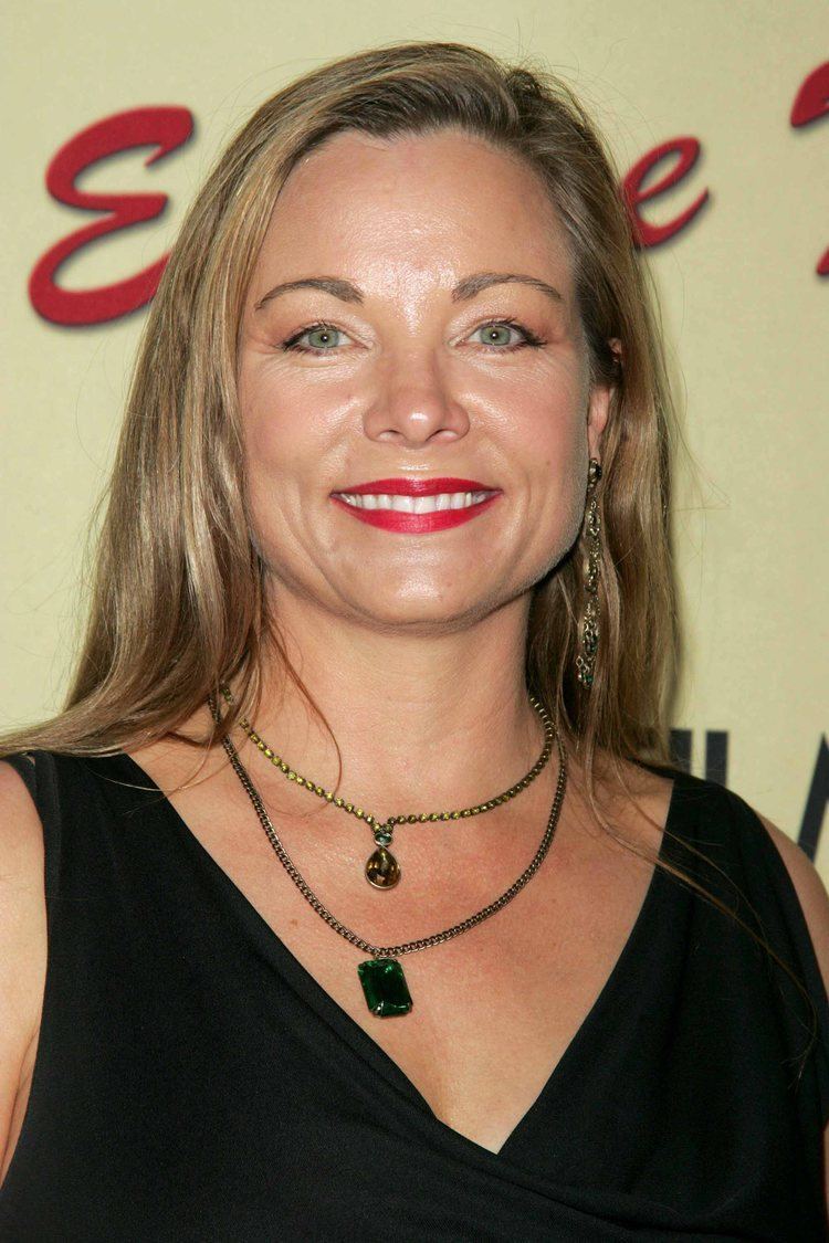 Theresa Russell Classify Theresa Russell