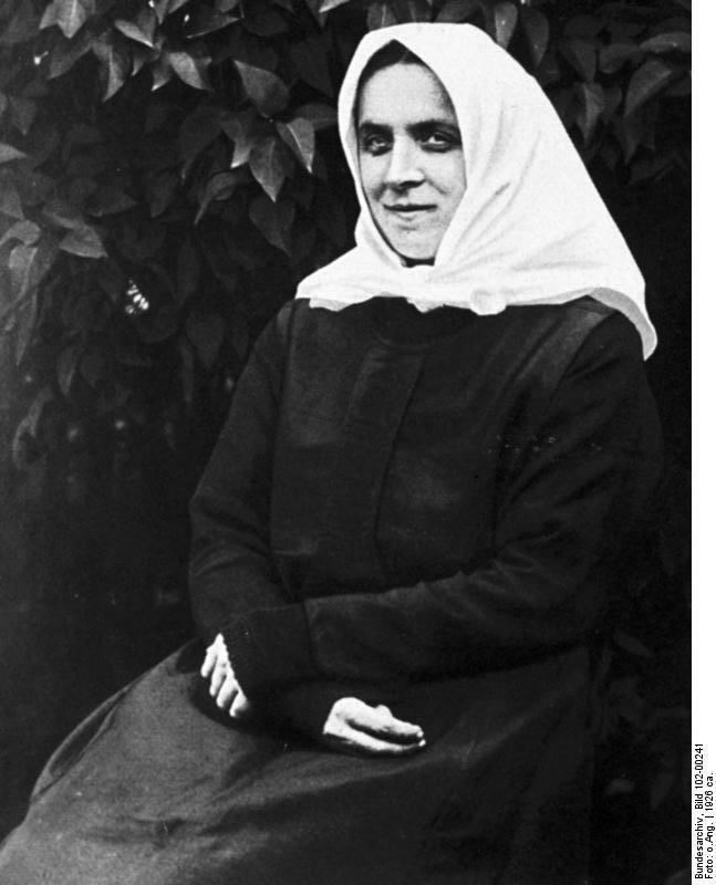 Therese Neumann Therese Neumann Wikipedia