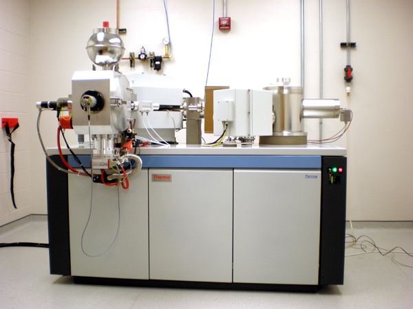 Thermal ionization mass spectrometry Isotope Geochemistry Department of Geological Sciences JSG UT