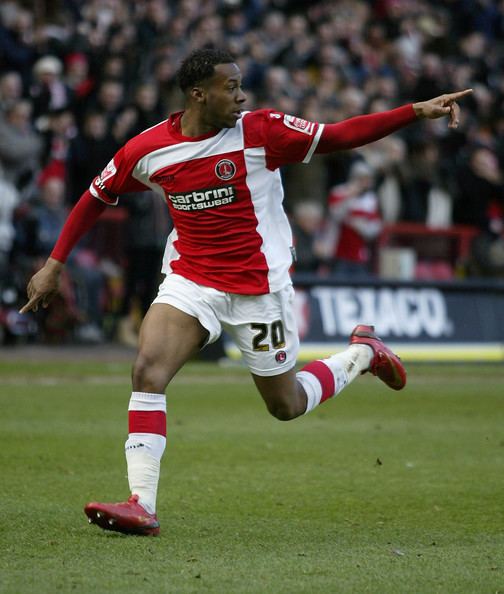 Therry Racon Therry Racon Pictures Charlton Athletic v Plymouth