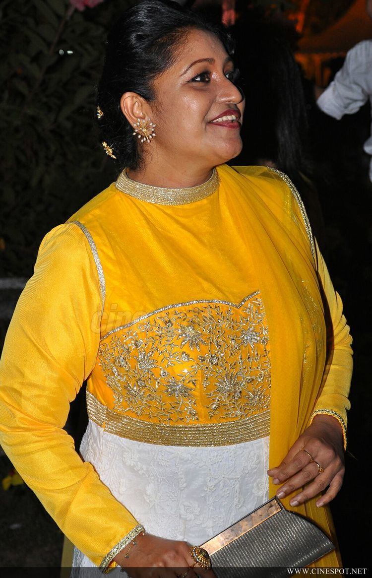 Thesni Khan Thasni Khan Malayalam Actress Photos