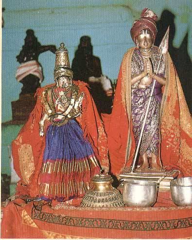 Thirumangai Alvar Thirumangai Azhwar divine pastime Kaayaa maram UUraa