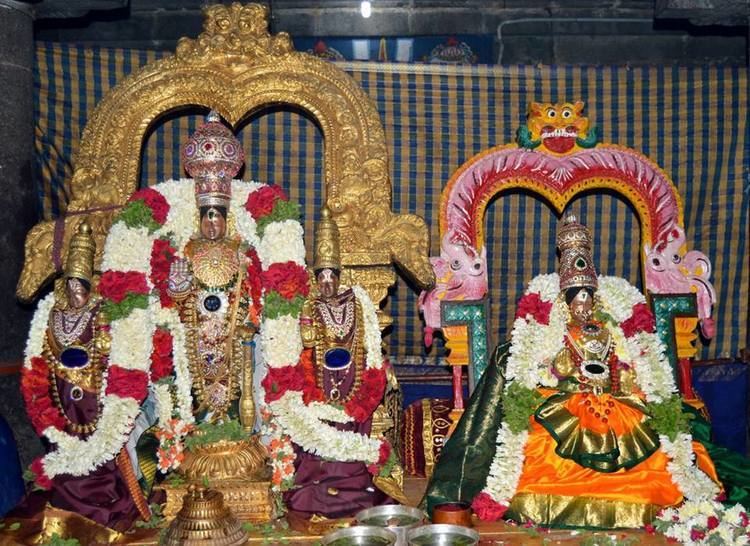 Thiruputkuzhi Thiruputkuzhi Sri VijayaRaghava Perumal Temple Theppotsavam
