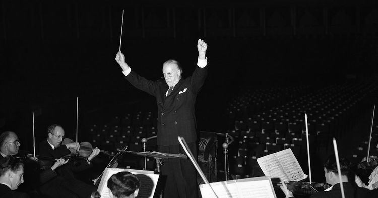 Thomas Beecham Conductor Sir Thomas Beecham on his 70th Birthday Annotations The