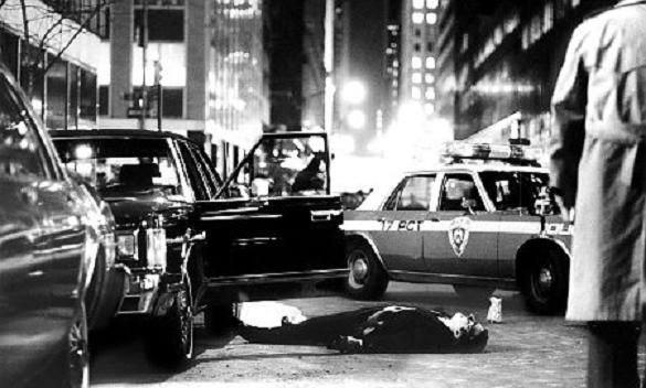 The body of Thomas Bilotti lying on the ground after he and Paul Castellano were shot and killed outside Sparks Steakhouse