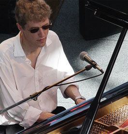 Thomas Clausen (musician) httpsuploadwikimediaorgwikipediacommons44