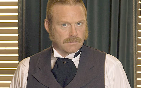 Thomas Craig as Inspector Thomas Brackenreid in the 2008 Canadian  television drama series Murdoch Mysteries.