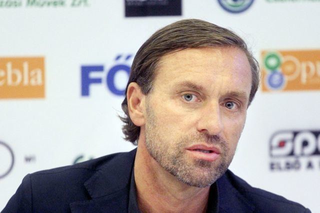 Thomas Doll Ferencvros Manager Thomas Doll Lengthens Contract With