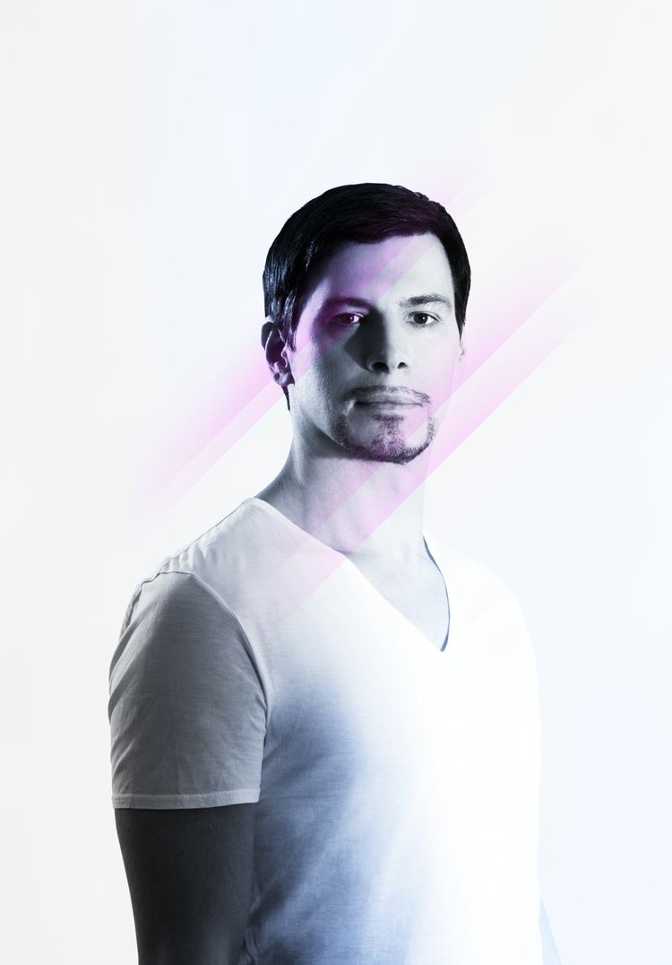 Thomas Gold DJ Thomas Gold comes to Ageha for a one night stand
