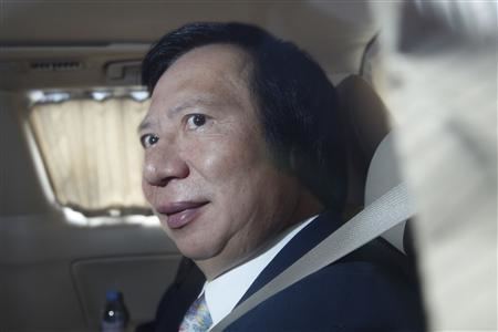 Thomas Kwok Billionaire HK property tycoons charged in bribery case