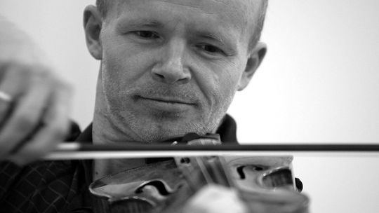 Thomas Zehetmair Thomas Zehetmair Violin Conductor Short Biography