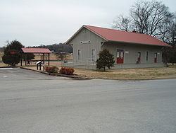 Thompson's Station, Tennessee httpsuploadwikimediaorgwikipediacommonsthu