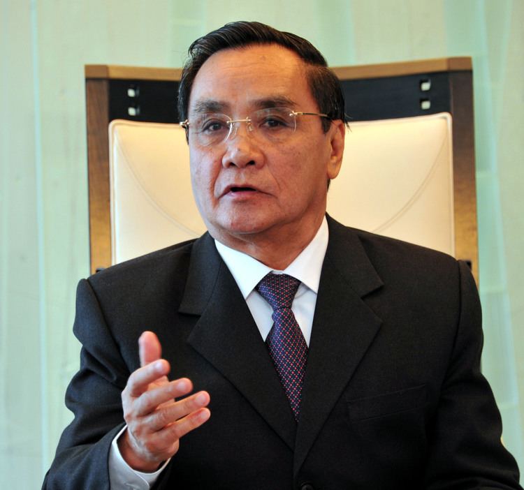 Thongsing Thammavong Laos39 Thongsing meets with Abe vows to deepen ties with