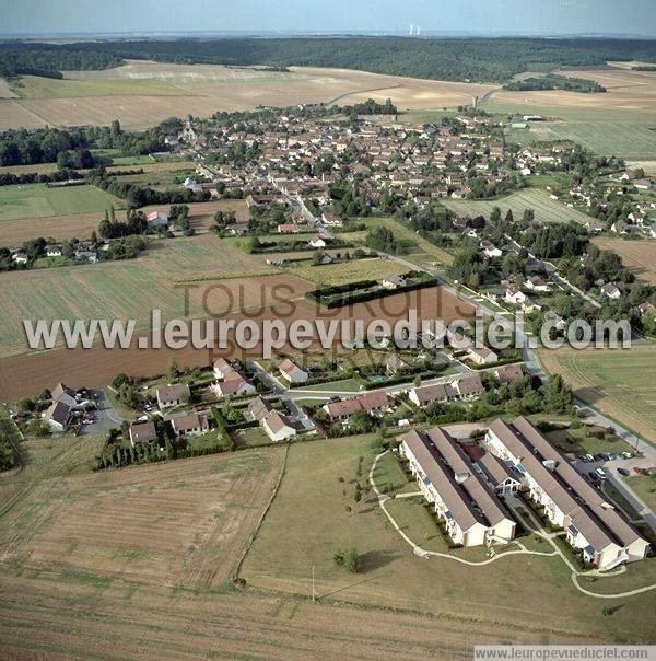 Thorigny-sur-Oreuse wwwleuropevueducielcomphotosaeriennesapercus