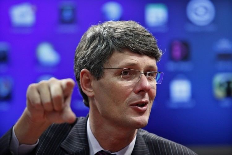 Thorsten Heins RIM Recovery Did Heins Just Buy Six Months For BlackBerry