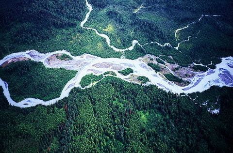 Three Parallel Rivers of Yunnan Protected Areas Three Parallel Rivers of Yunnan Protected Areas Rivers Lakes