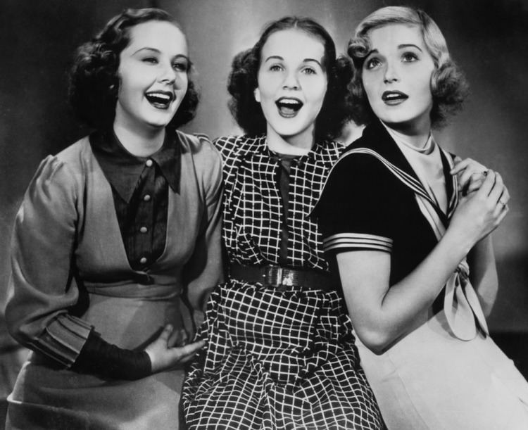 Three Smart Girls Three Smart Girls 1936 Toronto Film Society Toronto Film Society