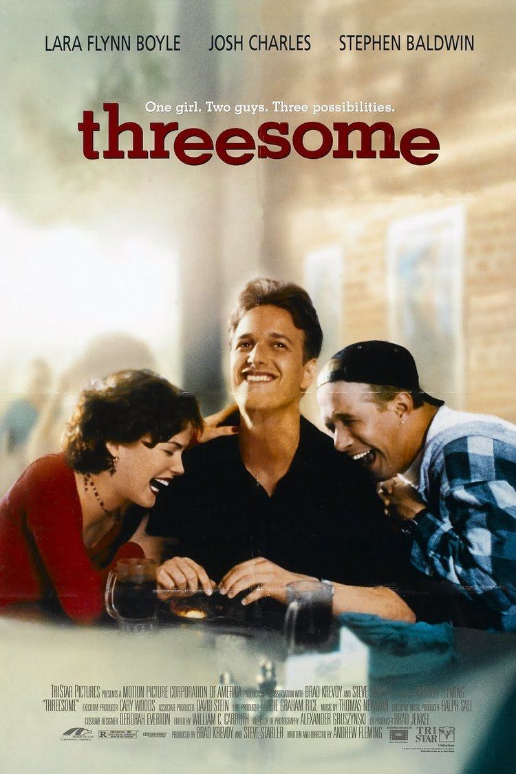 Threesome (film) wwwgstaticcomtvthumbmovieposters15385p15385