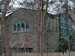 Thunderbird Lodge (Rose Valley, Pennsylvania) httpsuploadwikimediaorgwikipediacommonsthu