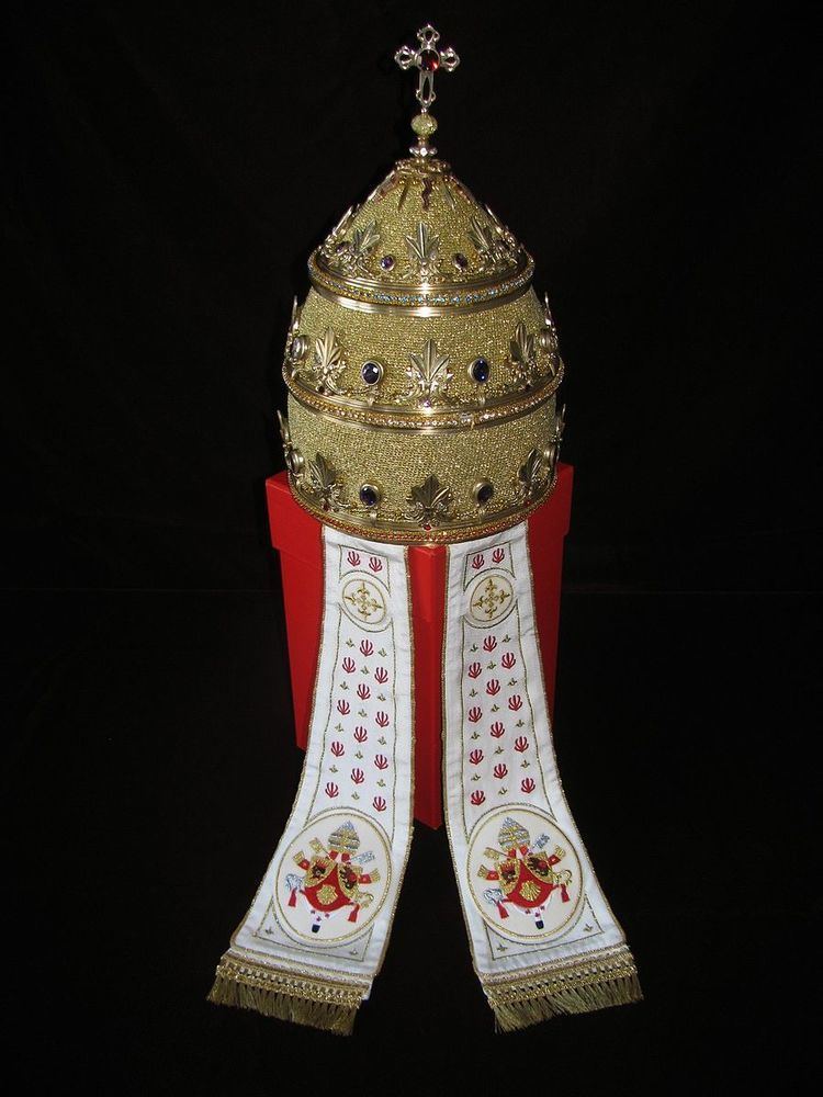 Tiara of Pope Benedict XVI