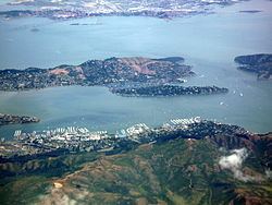 Tiburon Peninsula (California) httpsuploadwikimediaorgwikipediacommonsthu