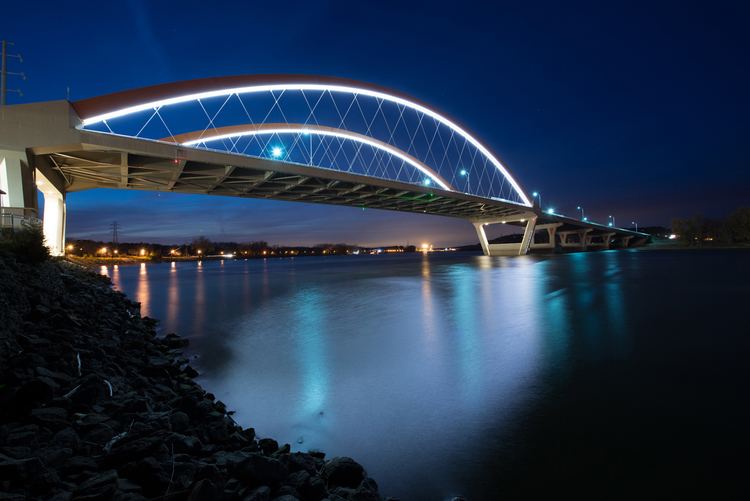 Tied-arch bridge Hastings Bridge iLight Technologies