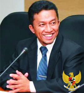 Tifatul Sembiring Indonesias Tifatul Sembiring From Government Minister to Net Celeb