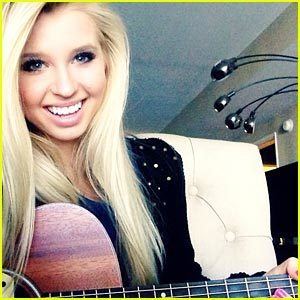 Tiffany Houghton Singer Tiffany Houghton Dishes On Her New Christmas Song Music