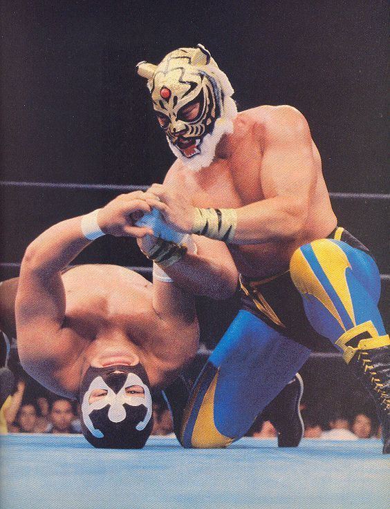 Tiger Mask (professional wrestling) Tiger Mask Satoru Sayama Professional Wrestling Pinterest