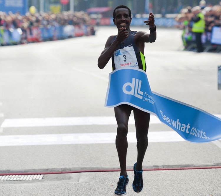 Tilahun Regassa Tilahun Regassa wins 2014 Marathon Eindhoven in 20621