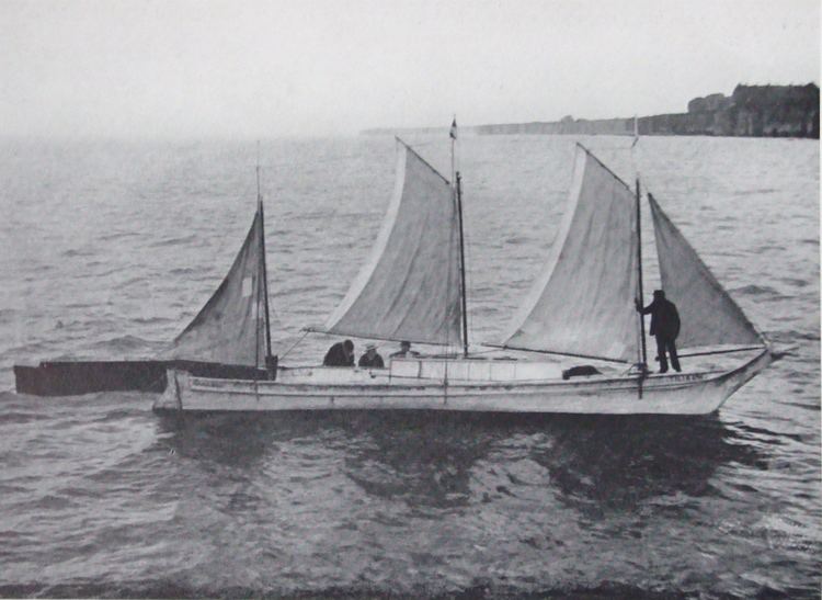 Tilikum (boat) httpsuploadwikimediaorgwikipediacommons88