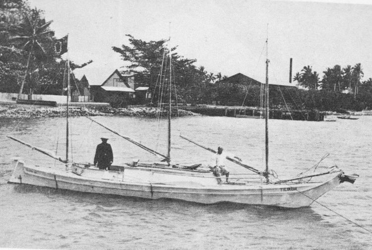 Tilikum (boat) Indigenous Boats Captain Voss and Tilikum