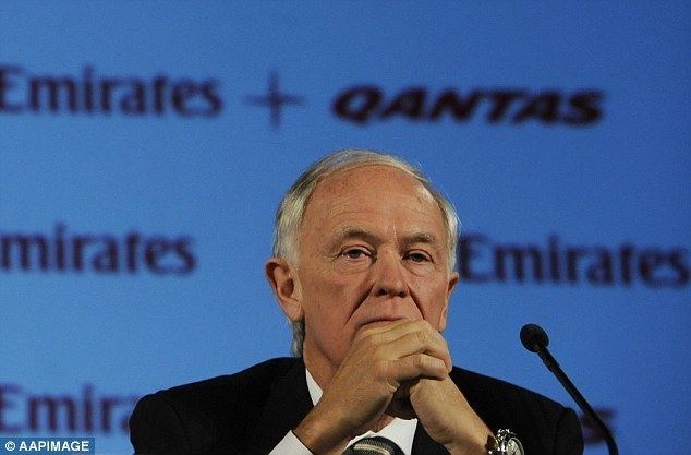 Tim Clark (airline executive) Emirates CEO Sir Tim Clark believes MH370 information is